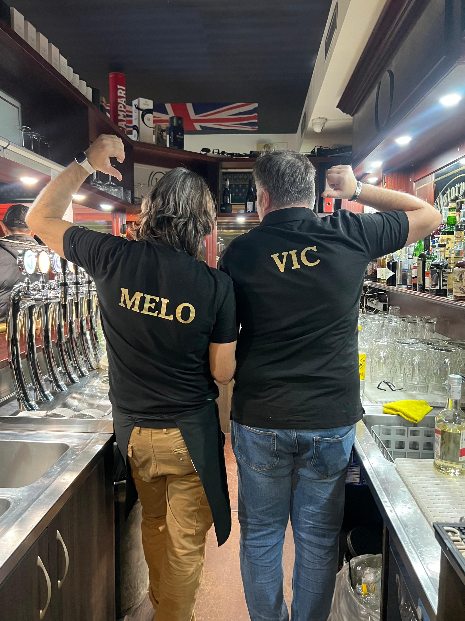 vic e melo retro